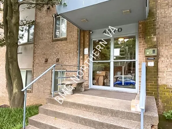 4570 Macarthur Blvd NW, Washington, DC