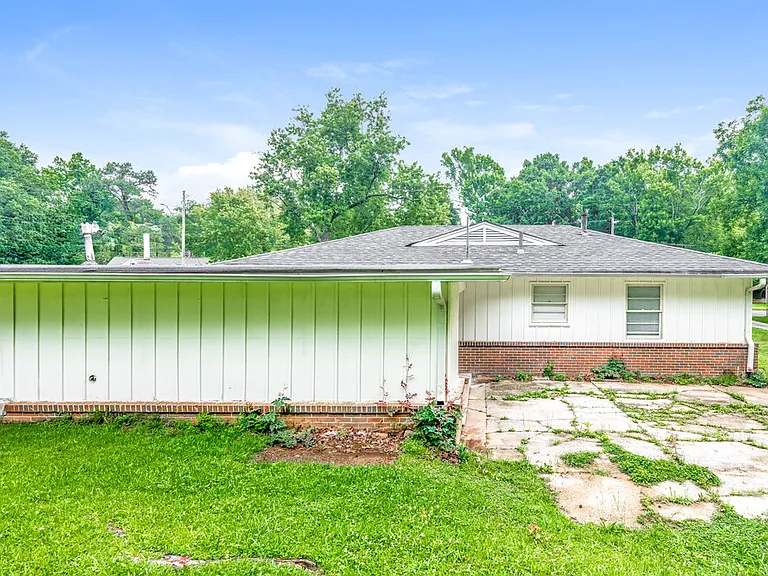 433 Orchid Rd — Photo 16
