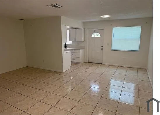 6301 SW 27th St #1 — Photo 17