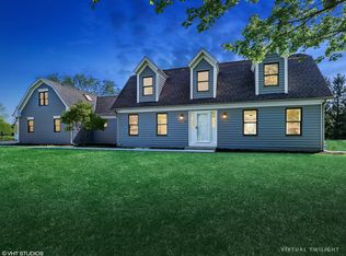2 Cooper Ct, Hawthorn Woods, IL 60047