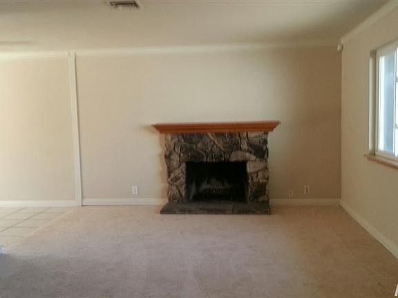 2nd image of 8320 Bardmoor Ct