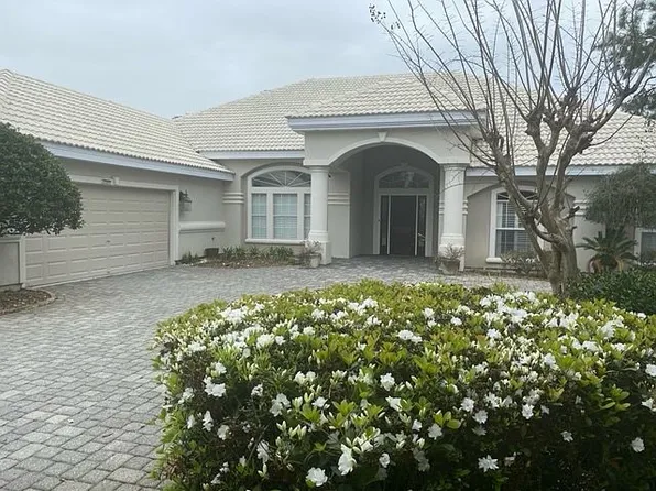 973 Shalimar Pointe Dr, Shalimar, FL 32579