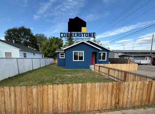42 N 9th St, Central Pt, OR 97502