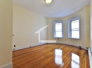 1901 Beacon St #1, Brookline, MA 02445