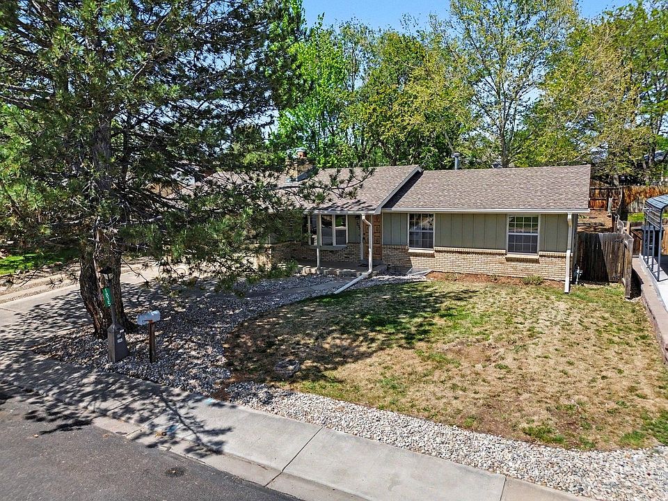 2nd image of 1835 Cambridge Dr