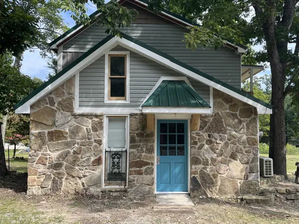 608 Lowes Gap Rd, Spring City, TN 37381