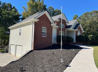 8 White Leaf Dr, Dallas, GA 30157