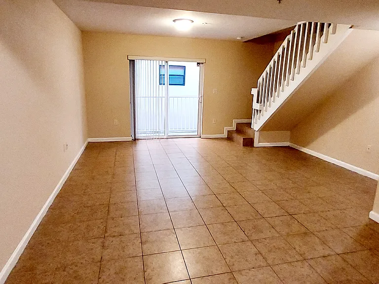 Large living room with balcony