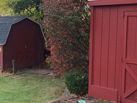 2nd image of 1574 Harden Dr