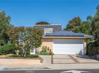 1020 W 19th St, Costa Mesa, CA 92627