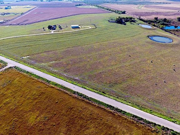 3rd image of 2676 County Road 414