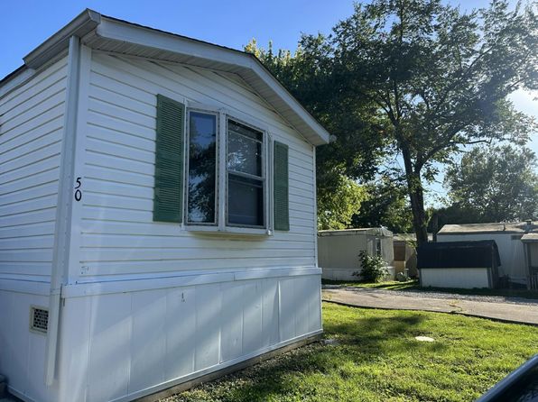 1216 S Bloomington St #50