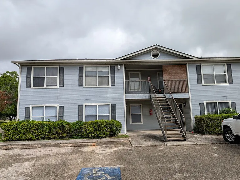 1754 River Rd #111-124-324 — Photo 4