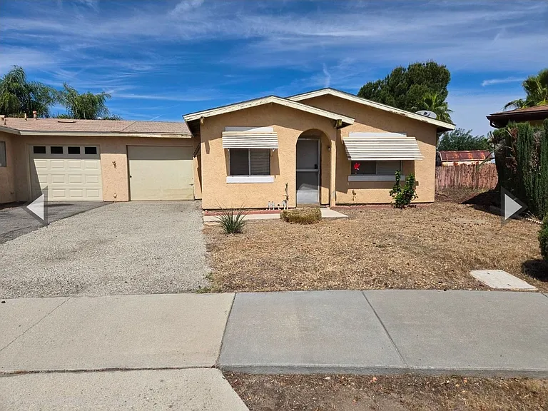 493 Avenida Calandria — Photo 1