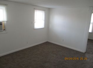 311 Adams St APT C, Gillespie, IL 62033