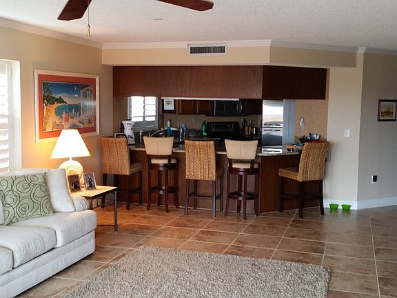 5th image of 1951 Ocean Dr