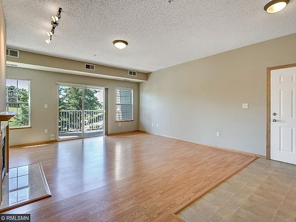 4th image of 12761 Collegeview Dr APT 207