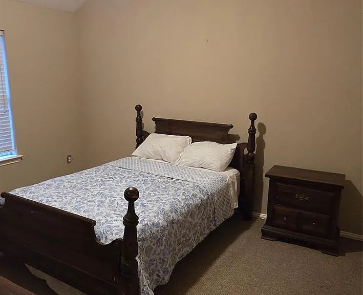 22730 Hearthstone Hill Ln — Photo 7