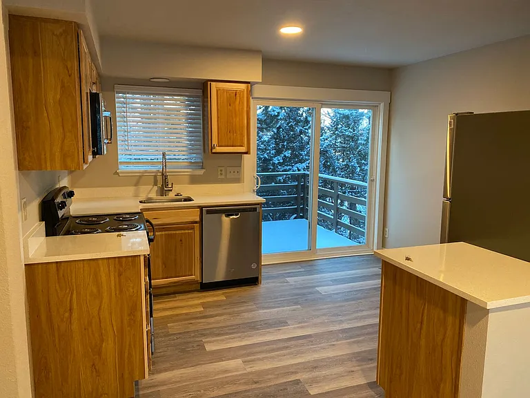 1871 NE Wichita Way — Photo 4