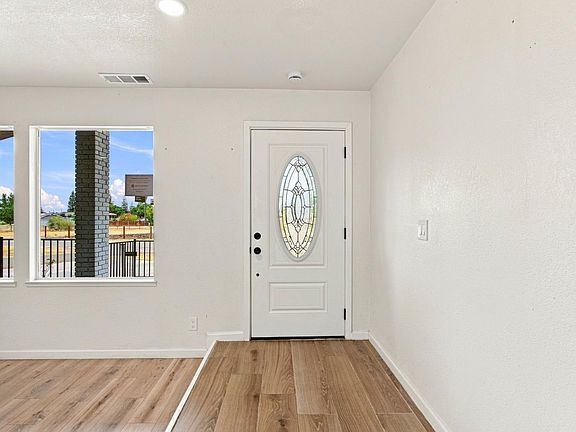 5th image of 36080 Montrose Pl