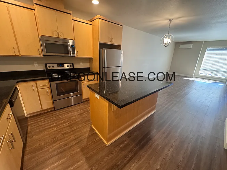 963 Lorella Ave — Photo 4