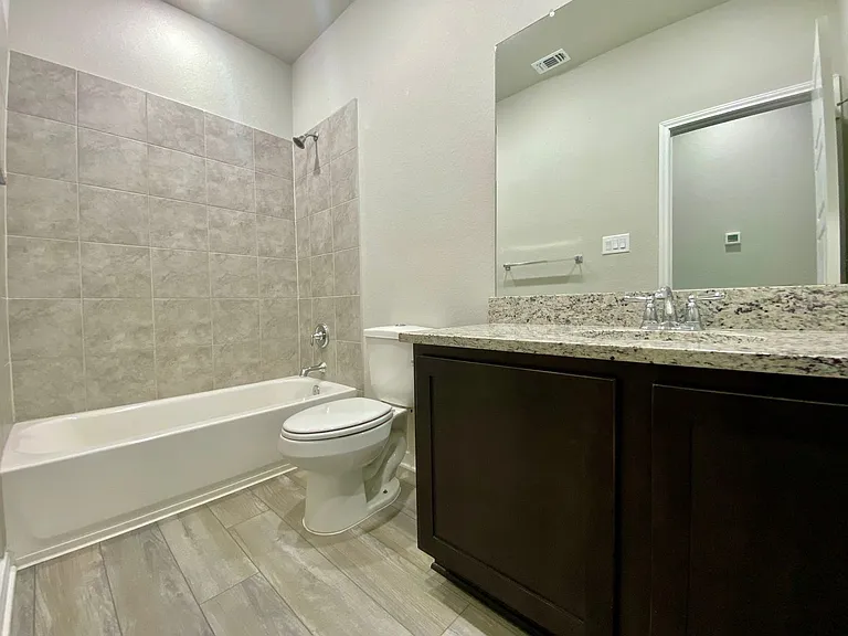 321 Caleb Ct — Photo 15