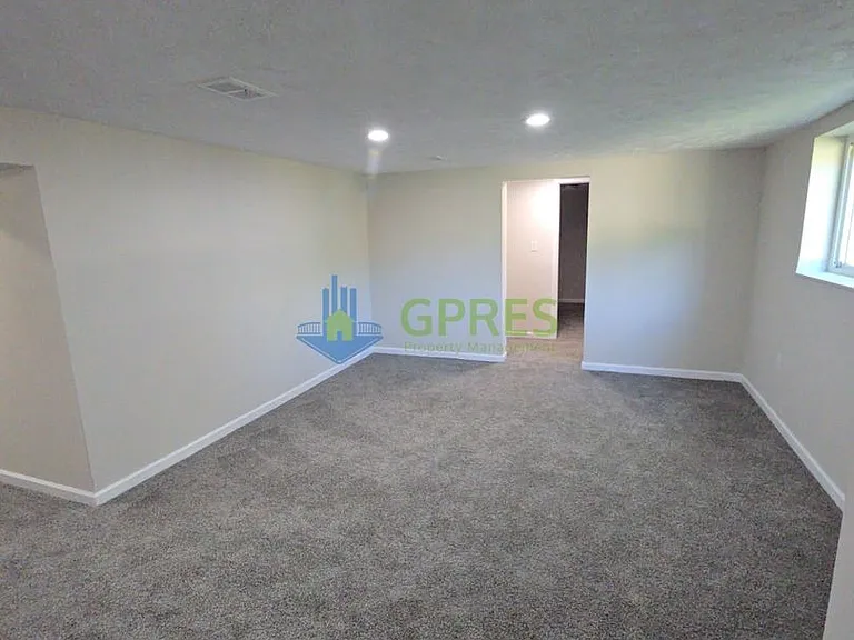 5601 Rodgers St — Photo 15
