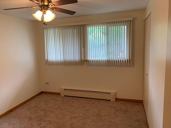 3rd image of 52 Elm Ave #C