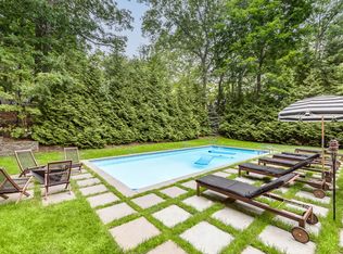 21 Hillside Dr W, Sag Harbor, NY 11963