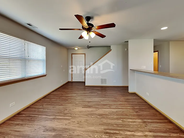 250 Wedgewood Cir — Photo 6