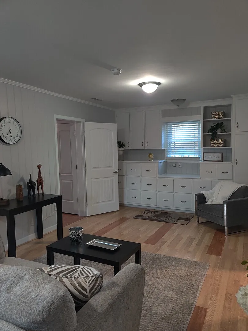 Home Away From Home — Photo 4
