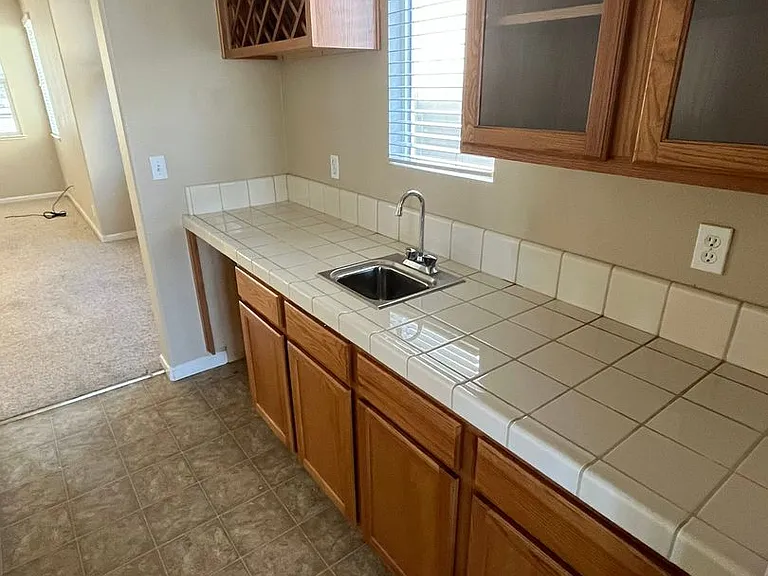1520 Manzanita Way — Photo 14