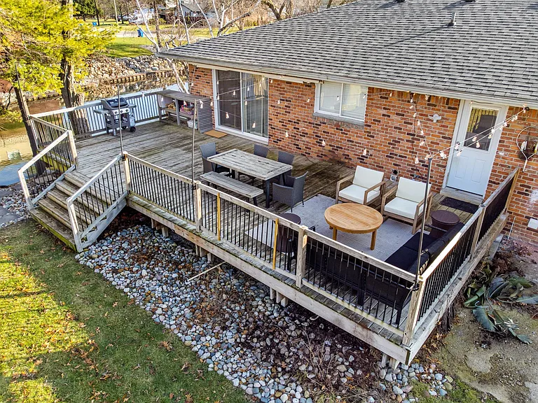 3261 Schoolhouse Dr — Photo 40