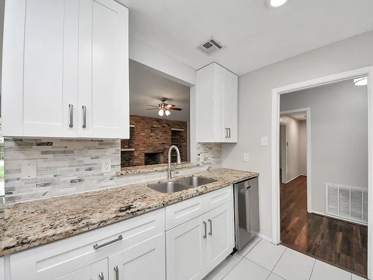 5602 Dryad Dr — Photo 13