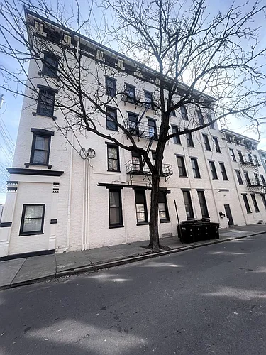 1635 Race St Photo 1