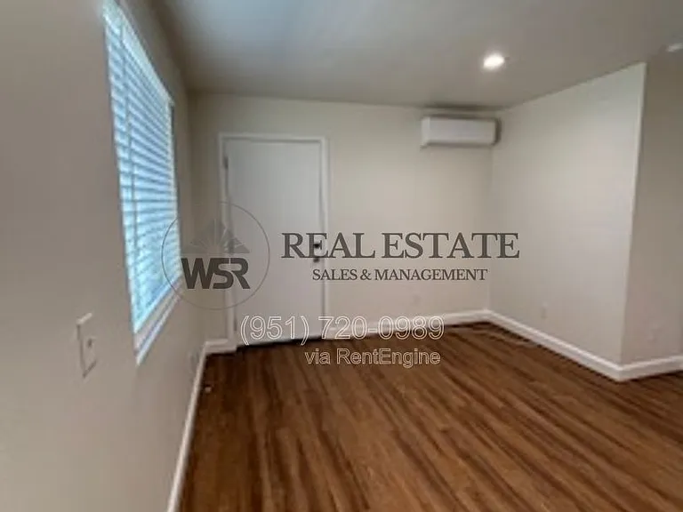 8818 56th St — Photo 3