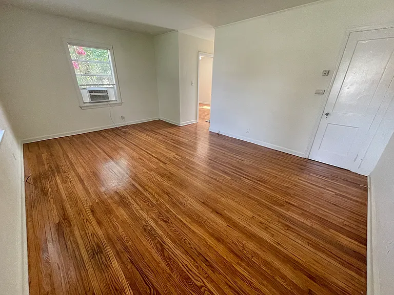 912 Oxmoor Rd — Photo 19
