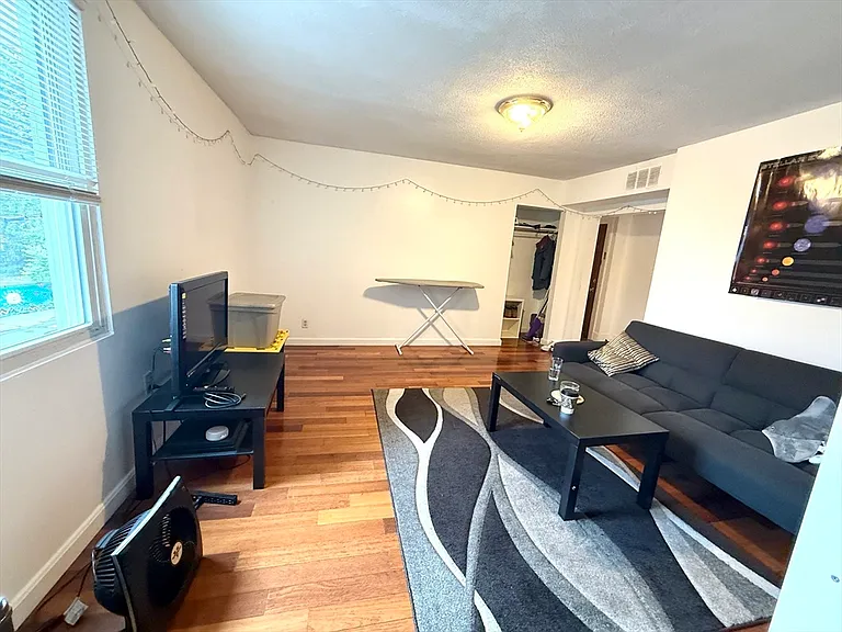 62 School St #2 — Photo 6