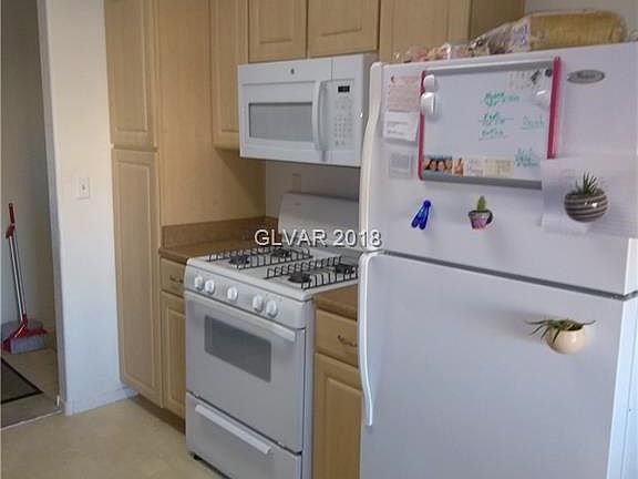 4th image of 8250 N Grand Canyon Dr Unit 2185