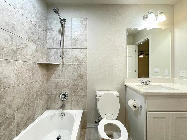 1602 Jacey Way — Photo 30