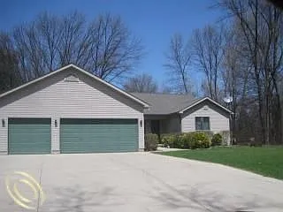 10188 Mill St photo 1