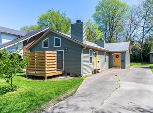 444 Marquis Ave #B, Lexington, KY 40502