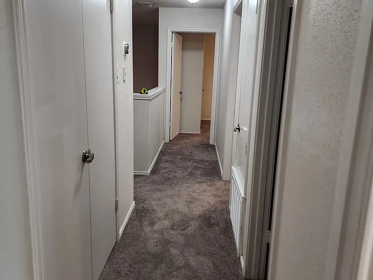 3618 Lake Sunset Ct — Photo 9