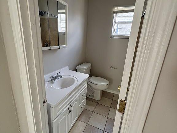 2nd image of 1113 S 30th Ave APT 3