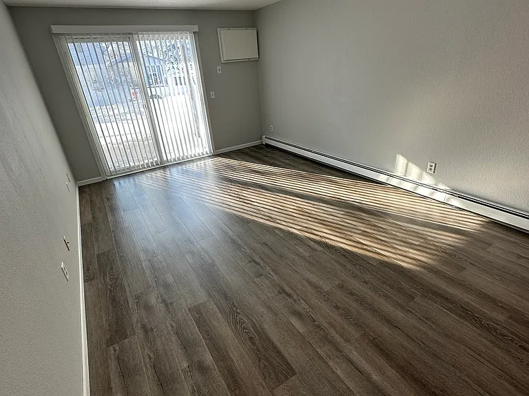 519 Jefferson St #10 — Photo 9