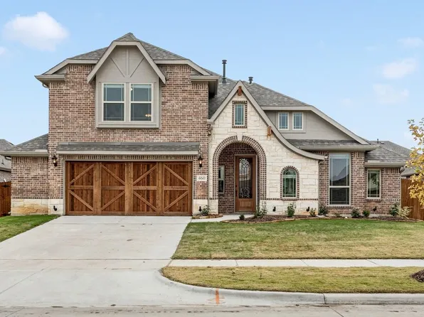 460 Country Meadows Blvd, Waxahachie, TX 75165