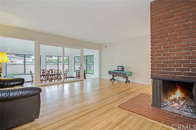 1st image of 2158 W Crestwood Ln