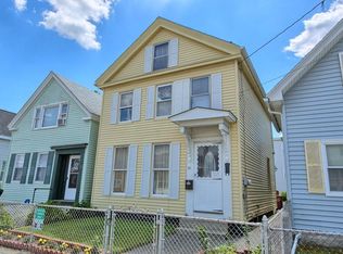 31 Walnut St, Lowell, MA 01852