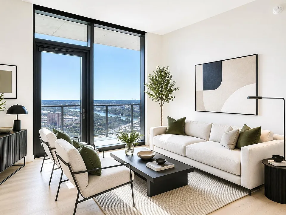 44 East Ave #2408