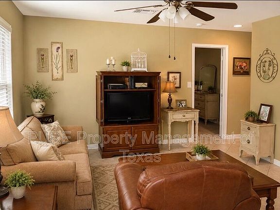 2nd image of 1623 Breezy Cv
